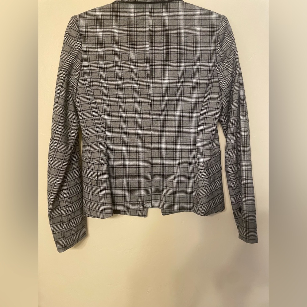 Calvin Klein jacket - Picture 4 of 4